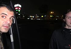 Hot Babe Gets Jizzed Without Sex in Car