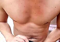 Vietnamese Gay Action On Blued!