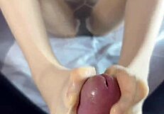 My friend's sister cums on pantyhose feet during footjob