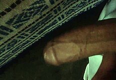 joven caliente se masturba y pregunta si quieres ver mas?