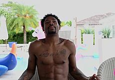 Chatting with ebony pornstars Openlegs Stretch3x and Raquel Mendoza in 10 questions