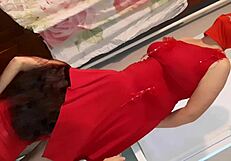 Two Straight Girls Explore Pussy Licking for First Time in Homemade Clip