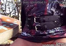 Deutsche alte hausfrau im park date abgeschleppt und outdoor gefickt