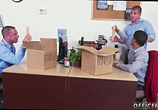 sugar daddy fucks twink to earn that bonus