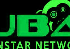 three-way lesbian romp in dark theatre