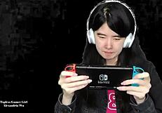 chinese gamer girl strips topless for fun in public