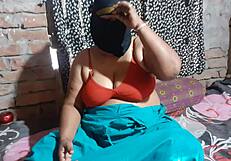 Indian hot bhabhi enjoys hardcore sex and feels fully satisfied