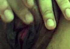 Hey, check this Spanish mami squirting all over the place!