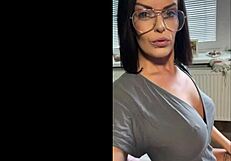 Do You Prefer Short-Haired Mistresses?