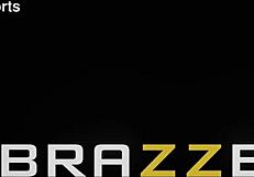 Chloe Lamour’s hardcore workout and fetish play in full video 😉