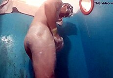 Gay pasivo solo explores intimate self-pleasure in detailed scenes