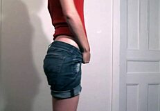 Naked Amateur Dances And Strips For Boyfriend