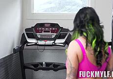 No fuck no gain! Petite xwife Karen gets blowjob from Mike Mancini in pov.