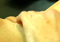 रेट्रो पंक स्टार से कमाल की ब्लोजॉब