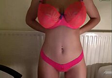 Super Sexy Girl Flaunts Her Big Boobs