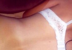 अरे, मैं अभी अपनी जवान बीवी की टाइट गांड मार रहा हूँ