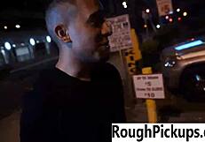 हॉली हेंड्रिक्स रफ एमेच्योर पिकअप में जोरदार चुदाई