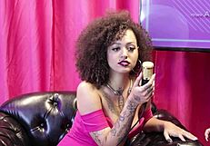 Ela sits on thiago ventura's dick in swing orgy