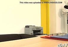 Hunk Gives Blowjob in Coarse Wild Gay Fuck