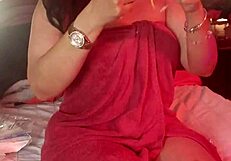 tu madura favorita aleja en traje de chun li sin condon con vergota grande