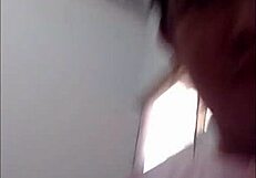 Convencimos a mi hermana de una sesion de fotos y mi esposo froto su polla en sus pies