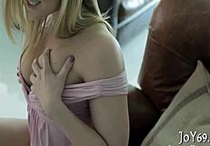 Solo Beauty Explores Toys and Dildo Play