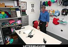 I punished my wife in the garage for shoplifting with her big tits and ass