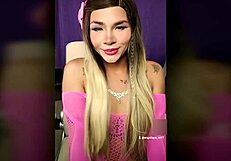 Watch my latina ass in lingerie webcam show