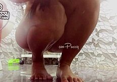 Amateur Teen 18+ Masturbating On The Floor During Shower!