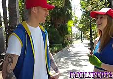 cosplaying teen 18+ gives blowjob while fucking