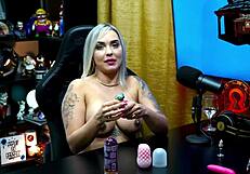 Kiara Blay reveals big ass in public podcast, driving ruan wild