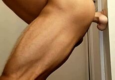 लवरी व्हाइट ने स्टीमी शावर में तीखा एनल प्ले करके डोमिनेट किया