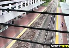 जवान मिला मार्क्स को क्लोज़-अप एक्शन में जोर से चोदा जाता है