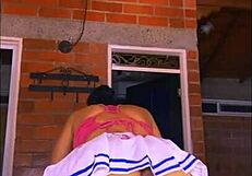 la hijastrastra de pedro era tan apretada que le costaba mucho trabajo entrar pero cada vez que lo lograba era el cielo