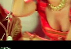 तेलुगु हसीना की हॉट डिटेल वाली चुदाई