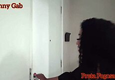 Comedor Dotado Enters Casa Preta Gostosa and Gives Buceta Until Gozar