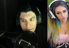 Joycgee and trainwrecks live webcam show