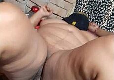 seducing her neighbor is easy