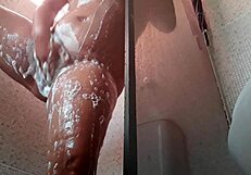 is this hairy pussy masturbating in the favela?