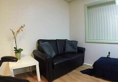 Veronica Valentine screams, Fuck me hard in this nasty casting!