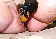 Thick Squash Stretching My Hairy Pussy Wide Open for Wet Gaping