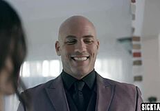 पतली 18+ एवी लव को डंगऑन में स्ट्रेंजर मॉन्स्टर लंड डोमिनेशन