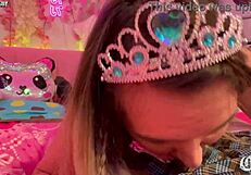 stepsister mia kay from california shares casual tips