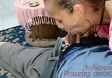 o verdadeiro corno manso pedindo para esposa dar para outros machos porque isso o deixa excitado