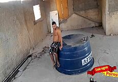 Arrombando O Cu Da Gordinha Casada No Terra�o