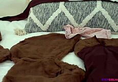 Kinsley Kane and Quinn Wilde in stepsibling threesome