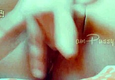 Amateur girlfriend fingers shaved pussy close up