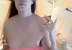 Hot girl in panties attends the delivery guy