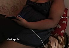 desi indian beauty with stunning big boobs