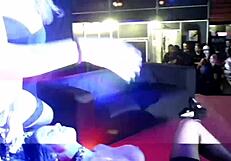 Real public lesbian encounter between Bianka Blue and Zenda Sexy in Spanish